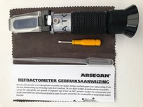 Refractometer 58 - 90° Brix - 12 - 27% water - 28 - 43° Beaumé Refractometer 58 - 90° Brix - 12 - 27% water - 28 - 43° Beaumé